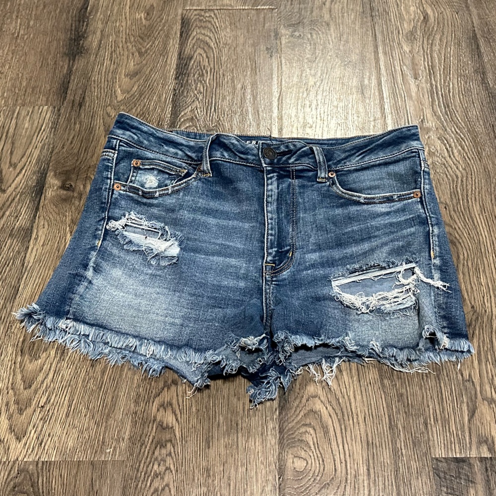 Women's size 12, next level stretch, American Eagle, ripped jean shorts.